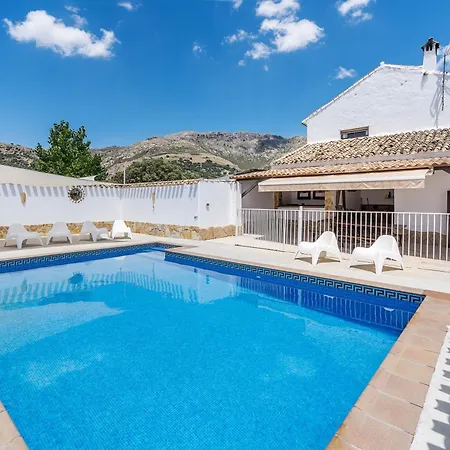 Cortijo El Llano Priego De Cordoba